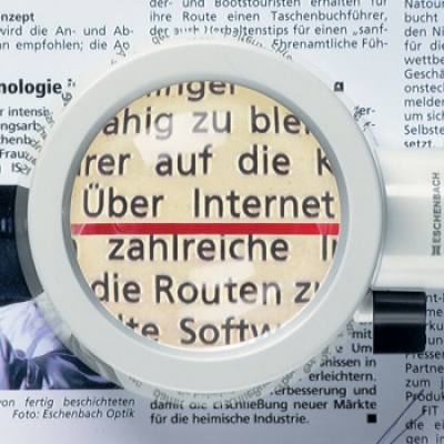 Eschenbach LED system varioPLUS (red reading line)