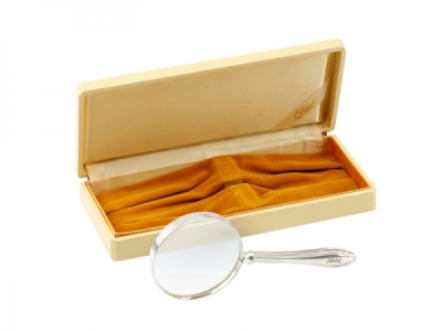 PEAK 2058 hand magnifier