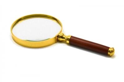 Classic Magnifier - Wooden Handle+